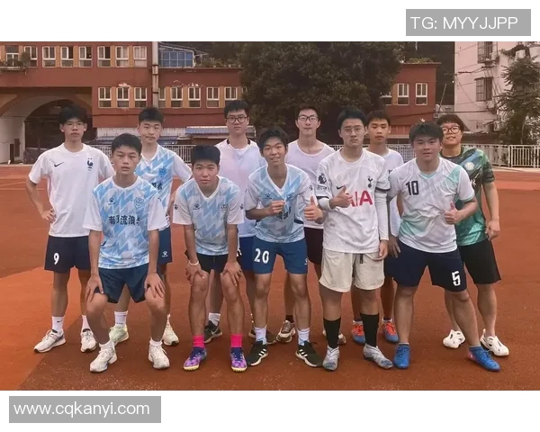 南京足球队逆袭之路揭秘：从默默无闻到大师赛的辉煌征程