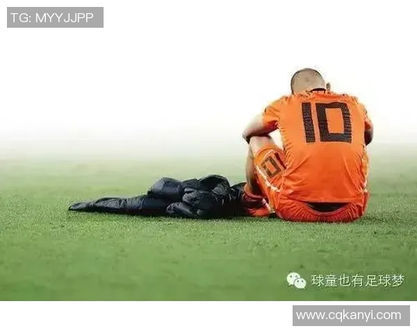 足球徐金华的传奇人生与职业生涯背后的故事与启示 足球徐金华的传奇人生与职业生涯背后的故事与启示